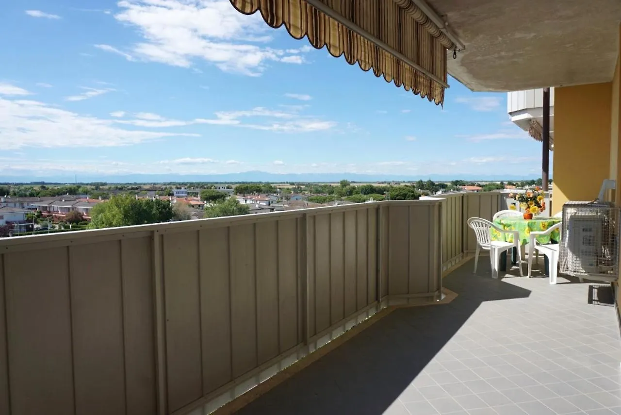Flat With Shared Pool, Lift, For 4 Guests-Beahost Apartment Porto Santa Margherita di Caorle 0*,