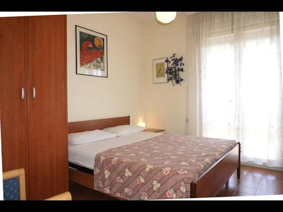 Flat With Shared Pool, Lift, For 4 Guests-Beahost Apartment Porto Santa Margherita di Caorle 0*,