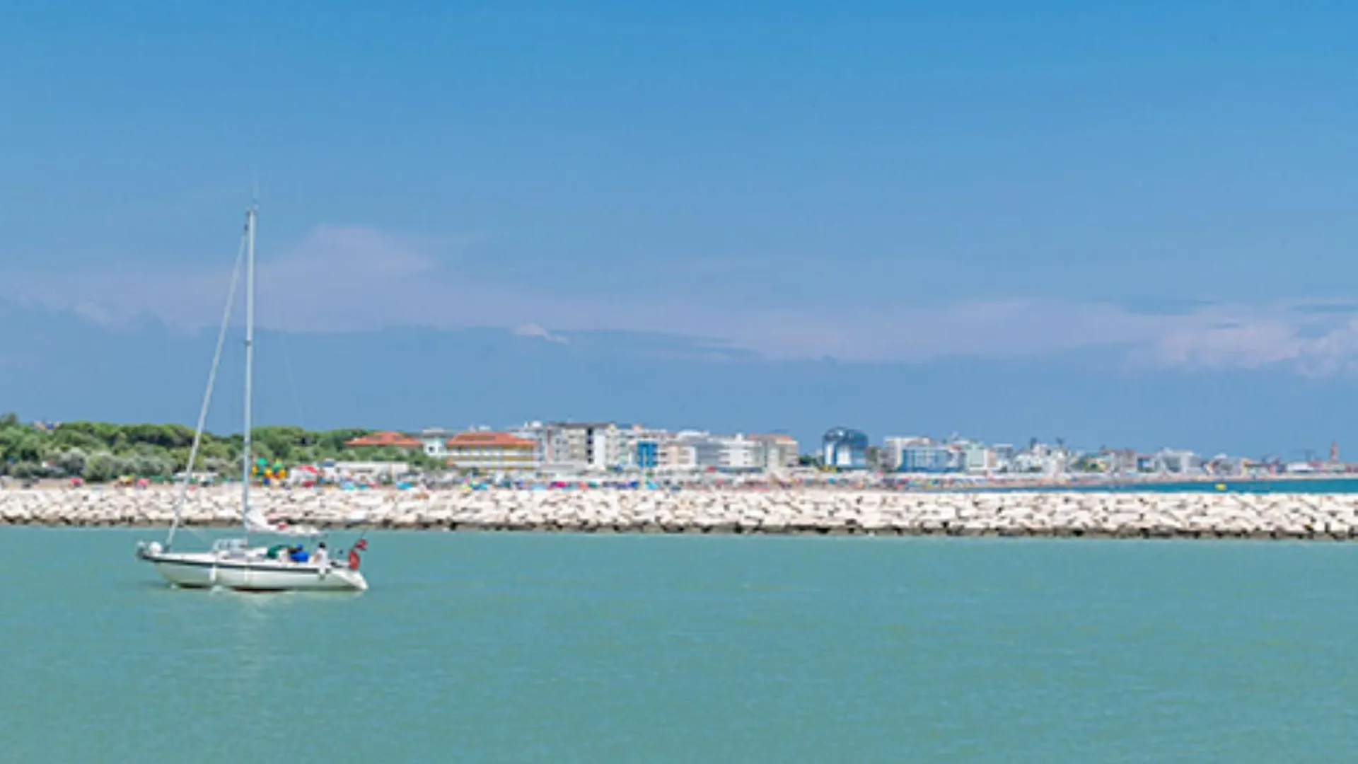 Flat With Shared Pool, Lift, For 4 Guests-Beahost Apartment Porto Santa Margherita di Caorle Italy